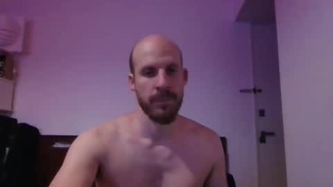 Snapshot of elmatirestrepo chatting on 01.01.25 Mati Restrepo online show from 01.01.25