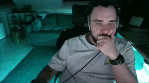 Snapshot of elmo__91 chatting on 10.24.25 Elmo online show from 10.24.25