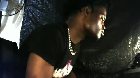 Snapshot of elniga21 chatting on 12.23.24 EL NIIGGGAA 21 EL NIGGA 21 online show from 12.23.24