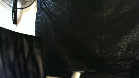 Snapshot of elniga21 chatting on 12.25.24 EL NIIGGGAA 21 EL NIGGA 21 online show from 12.25.24