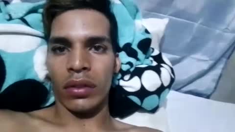 Snapshot of elreyto chatting on 03.06.25 elreyto online show from 03.06.25