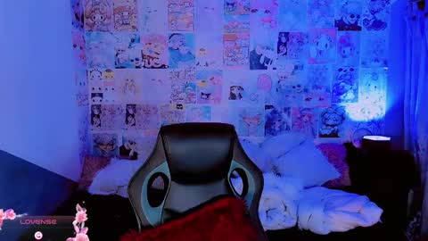 Emely Rous online show from 11.06.25