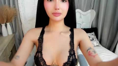 Emerald online show from 12.06.24