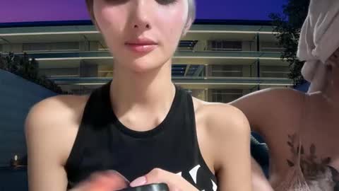 Emerald online show from 10.27.25