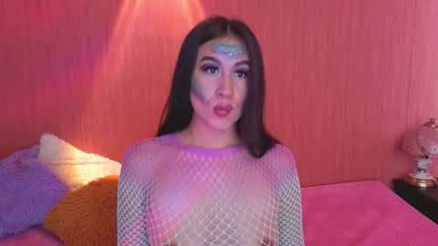 Emilia Gomez online show from 10.27.25