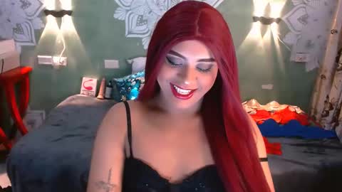 Snapshot of emili_roux chatting on 02.08.25 Emili roux online show from 02.08.25