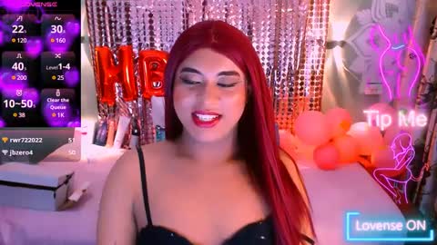 Snapshot of emili_roux chatting on 02.13.25 Emili roux online show from 02.13.25