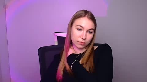 Emilia online show from 01.30.25