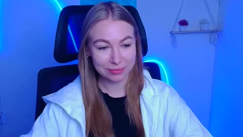 Emilia online show from 12.03.25