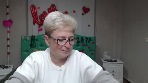Snapshot of emiliagree chatting on 10.03.25 EmiliaGree online show from 10.03.25