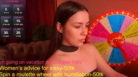 Snapshot of emiliyaroude chatting on 10.12.25  Emiliya  online show from 10.12.25
