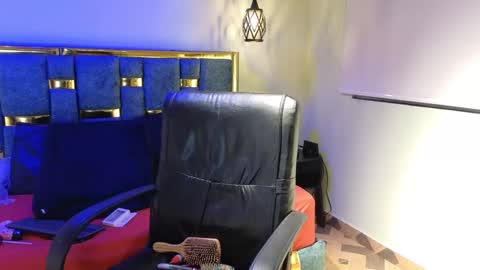 Snapshot of emily_fox_3 chatting on 09.11.25 emily fox 3 online show from 09.11.25