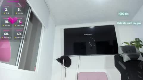 emily_palmeer online show from 11.15.25