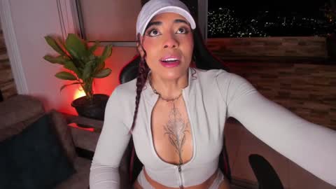 Snapshot of emilyfitness8 chatting on 12.23.24 emily online show from 12.23.24