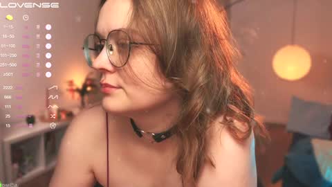 Snapshot of emilyforelsket chatting on 12.22.24 Emily online show from 12.22.24