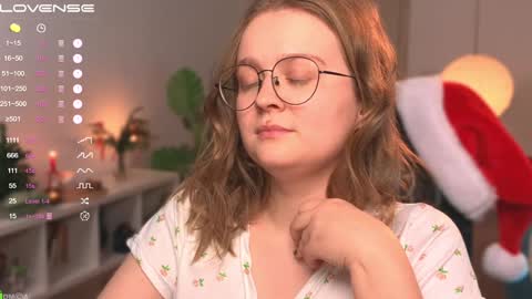 Snapshot of emilyforelsket chatting on 12.26.24 Emily online show from 12.26.24