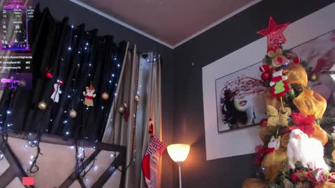 Emily Jhonson online show from 12.31.24