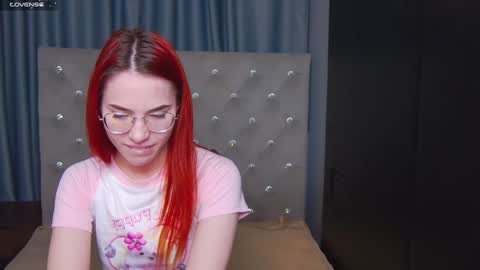 Snapshot of emilykents chatting on 12.06.24 EmilyKents online show from 12.06.24