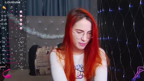 Snapshot of emilykents chatting on 12.24.24 EmilyKents online show from 12.24.24