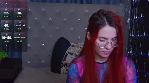 Snapshot of emilykents chatting on 01.11.25 EmilyKents online show from 01.11.25