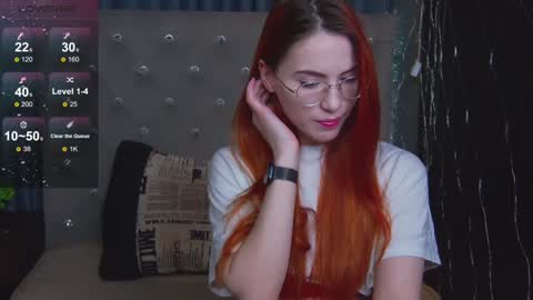 Snapshot of emilykents chatting on 01.19.25 EmilyKents online show from 01.19.25