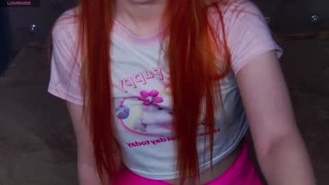 Snapshot of emilykents chatting on 02.09.25 EmilyKents online show from 02.09.25