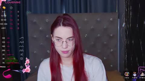 Snapshot of emilykents chatting on 02.27.25 EmilyKents online show from 02.27.25