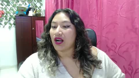 Snapshot of emilylove14 chatting on 02.19.25 Emily Cortez online show from 02.19.25