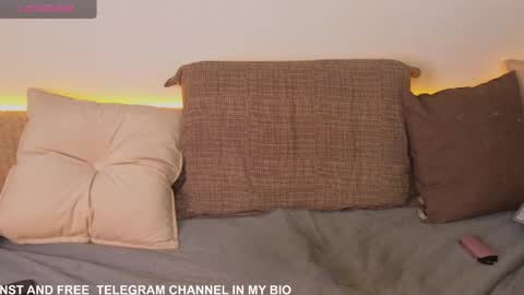 Snapshot of emilytrays chatting on 12.14.24 Emily wish-list online show from 12.14.24