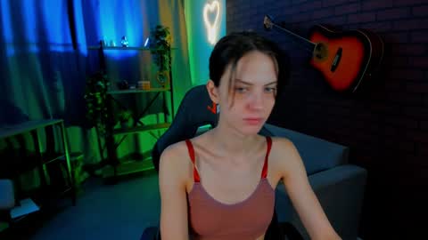 Snapshot of emilywiled chatting on 12.05.24 Emily online show from 12.05.24