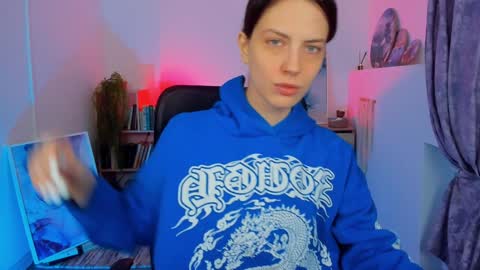 Snapshot of emilywiled chatting on 12.09.24 Emily online show from 12.09.24
