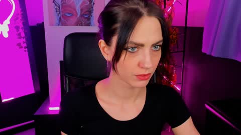 Snapshot of emilywiled chatting on 12.13.24 Emily online show from 12.13.24
