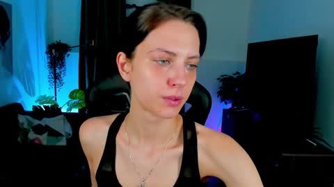 Snapshot of emilywiled chatting on 01.19.25 Emily online show from 01.19.25