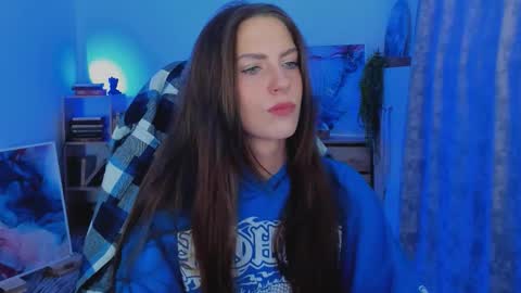 Snapshot of emilywiled chatting on 10.01.25 Emily online show from 10.01.25