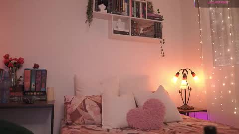 Snapshot of emilyxrose_ chatting on 09.14.25 IG thickemmsss online show from 09.14.25