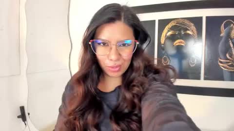 emilyy_cooperr online show from 11.18.25