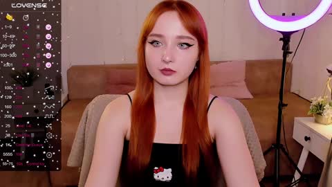 Snapshot of emma_chery chatting on 12.11.24 Emma online show from 12.11.24