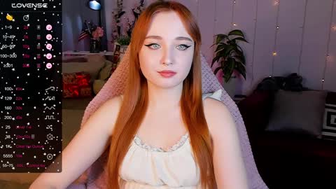 Snapshot of emma_chery chatting on 12.17.24 Emma online show from 12.17.24