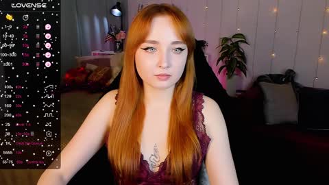 Snapshot of emma_chery chatting on 12.22.24 Emma online show from 12.22.24