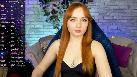 Snapshot of emma_chery chatting on 01.11.25 Emma online show from 01.11.25