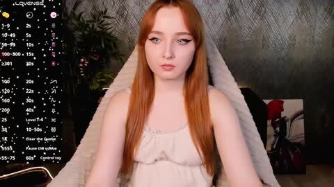 Snapshot of emma_chery chatting on 01.12.25 Emma online show from 01.12.25