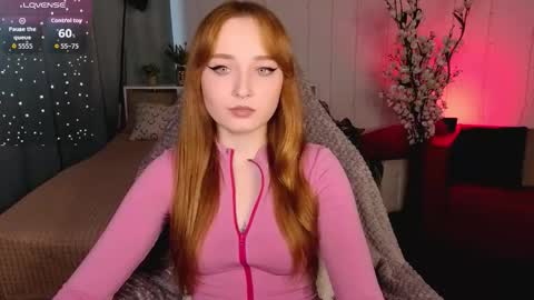 Snapshot of emma_chery chatting on 09.21.25 Emma online show from 09.21.25