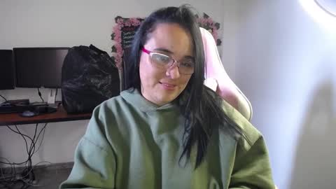 Snapshot of emma_evans07 chatting on 12.24.24 emmy online show from 12.24.24