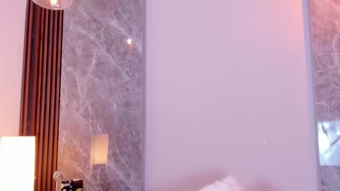 Emma online show from 10.05.25