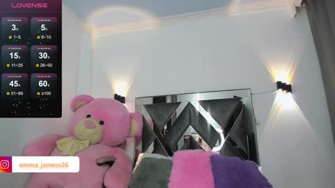 Snapshot of emma_jamess chatting on 01.09.25 emma_jamess online show from 01.09.25