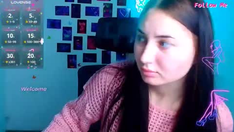 Emma online show from 11.21.25