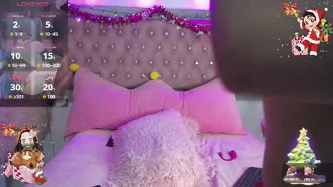 Snapshot of emma_wilder chatting on 12.20.24 neko online show from 12.20.24