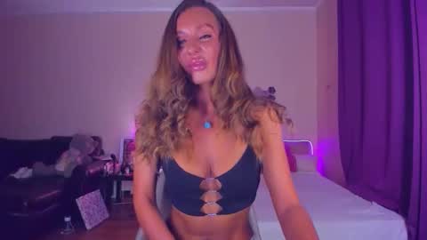 Emma online show from 11.22.25