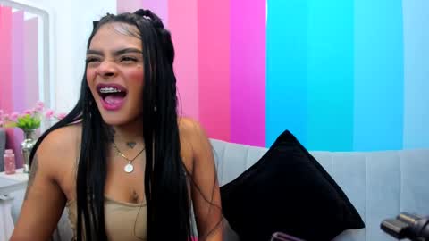 emmaebony_ online show from 09.13.25