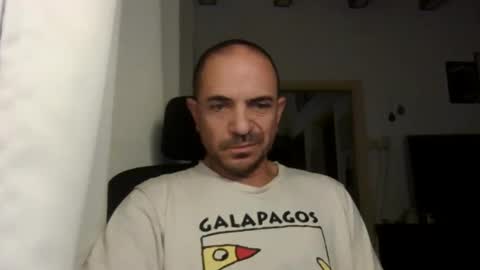 Snapshot of emmagold123 chatting on 12.24.24 Ariel online show from 12.24.24